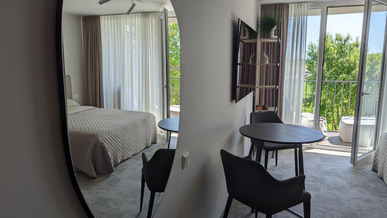 Studio Modern Швентой Экстерьер фото